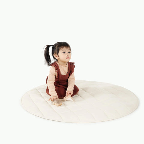 gathre quilted circle play mat ivory