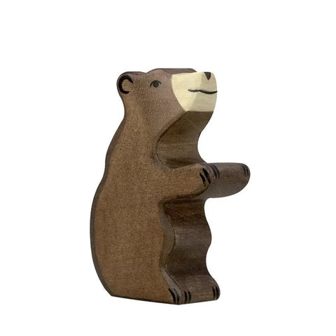 holztiger baby bear sitting