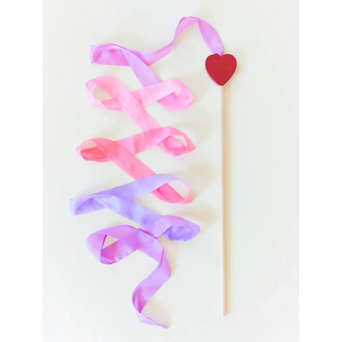sarah's silks large heart streamer