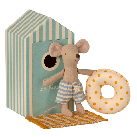 Beach Little Brother Mouse