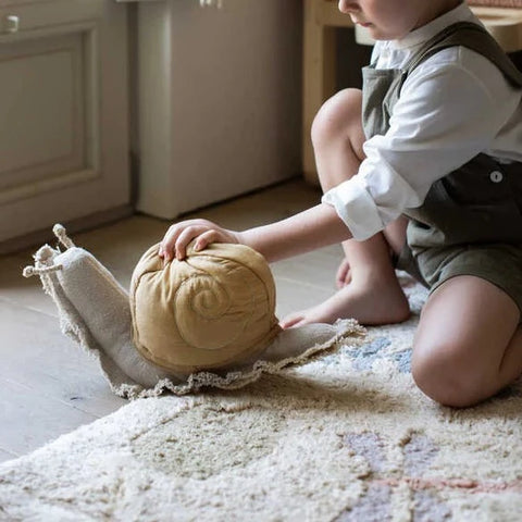 Cushion - Lazy Snail