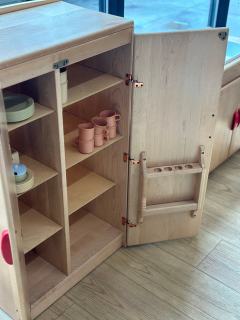 ♻ Community Playthings Kitchen Set