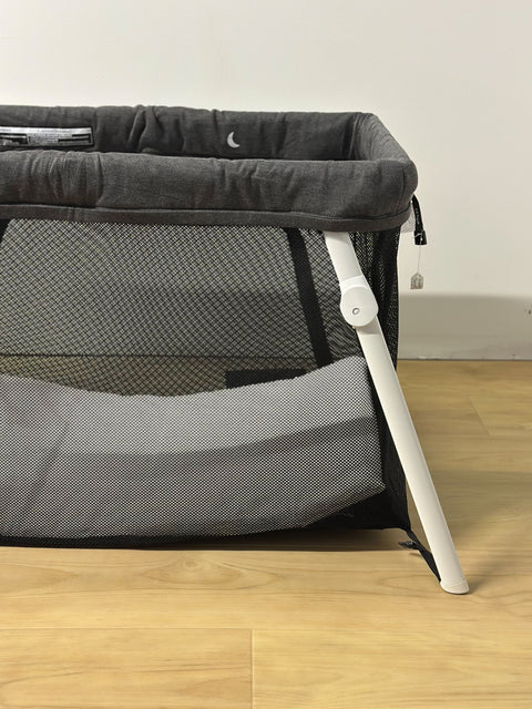 ♻ Guava Lotus Travel Crib P57300