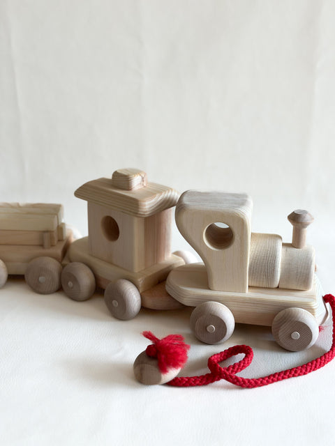 ♻ Different Drummer Large Wooden Train