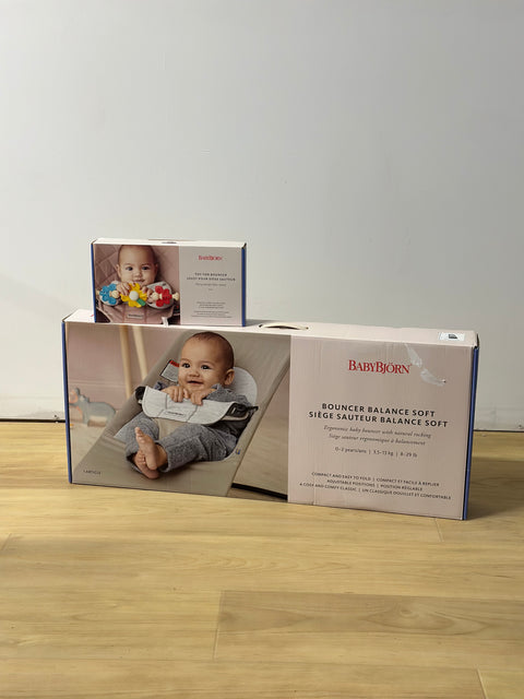♻ BabyBjorn Bouncer + Toy Bar P57413
