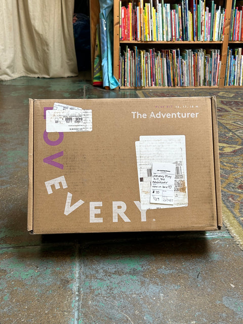 ♻ Lovevery Play Kit, The Adventurer No53701