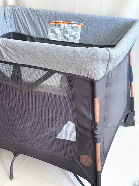 ♻ Maxi-Cosi Travel Crib + Bassinet P53481