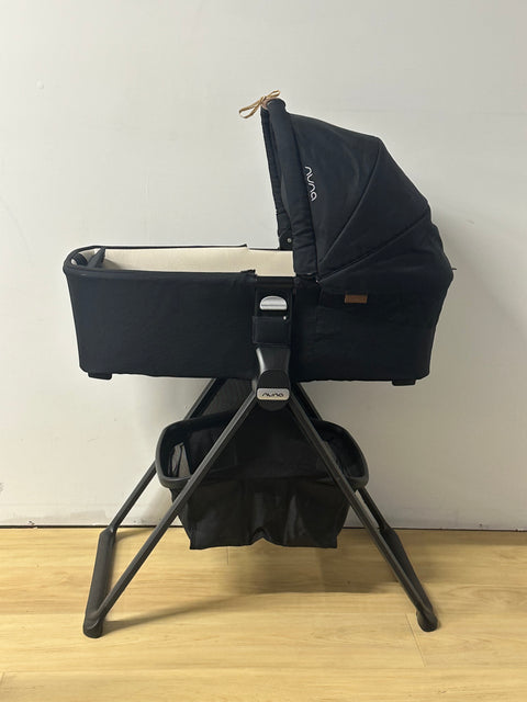 ♻ Nuna Mixx Bassinet + Stand P59332
