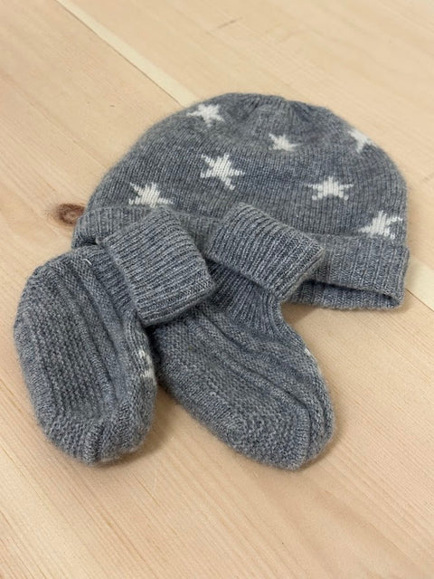 ♻ Quince 6-12m Booties and Hat