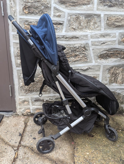 ♻ Colugo Compact Stroller, 2018 w/ foot muff & rain cover No57961