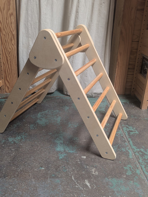 ♻ Small Wooden Climbing Triangle No58696