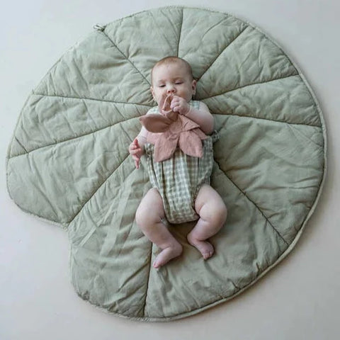 Washable Play Mat Water Lily - Olive